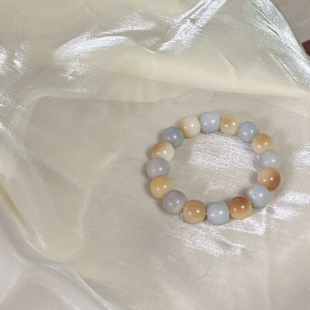 	Decorative Bodhi beads bracelet baked