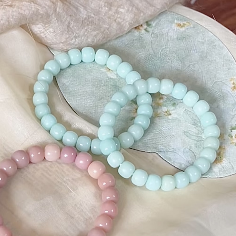 Decorative Bodhi beads bracelet mint